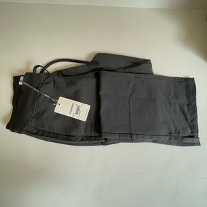 Mandala 9 pocket cargo scrub pants petite length Grey